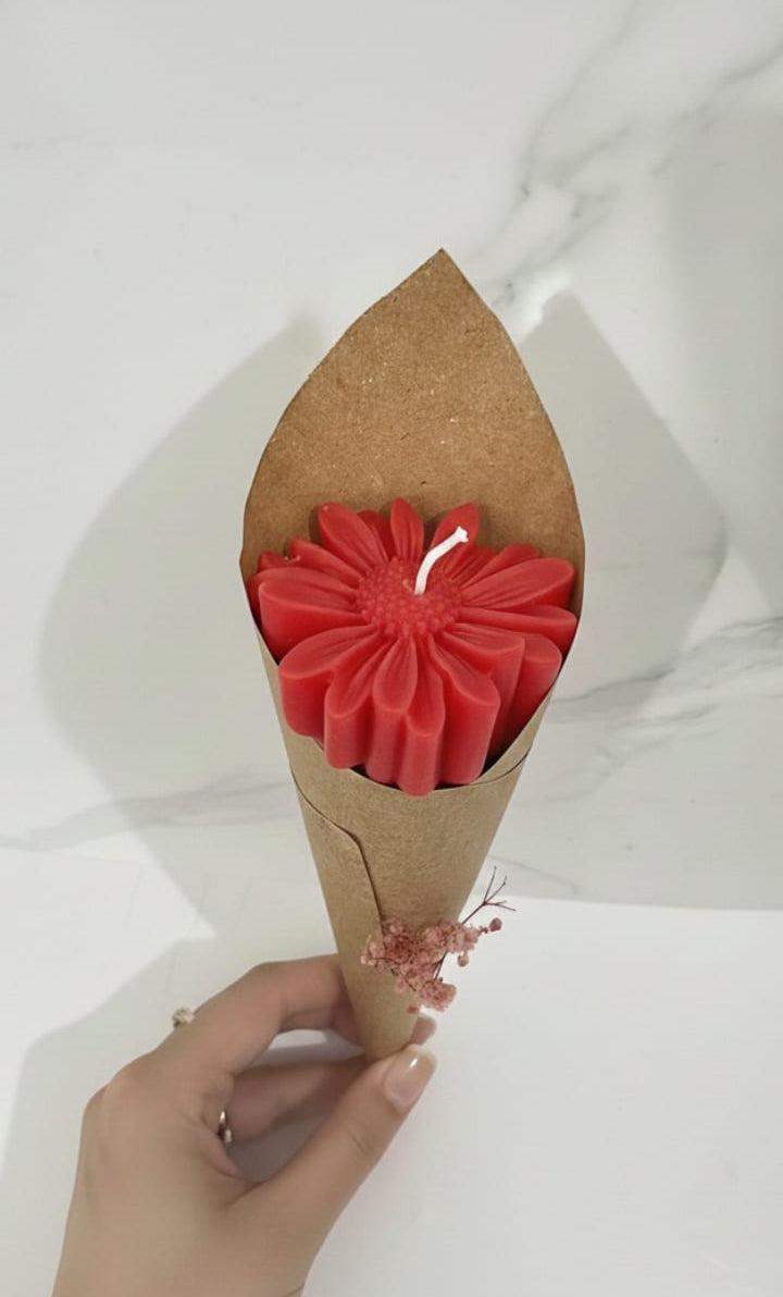 Daisy candle