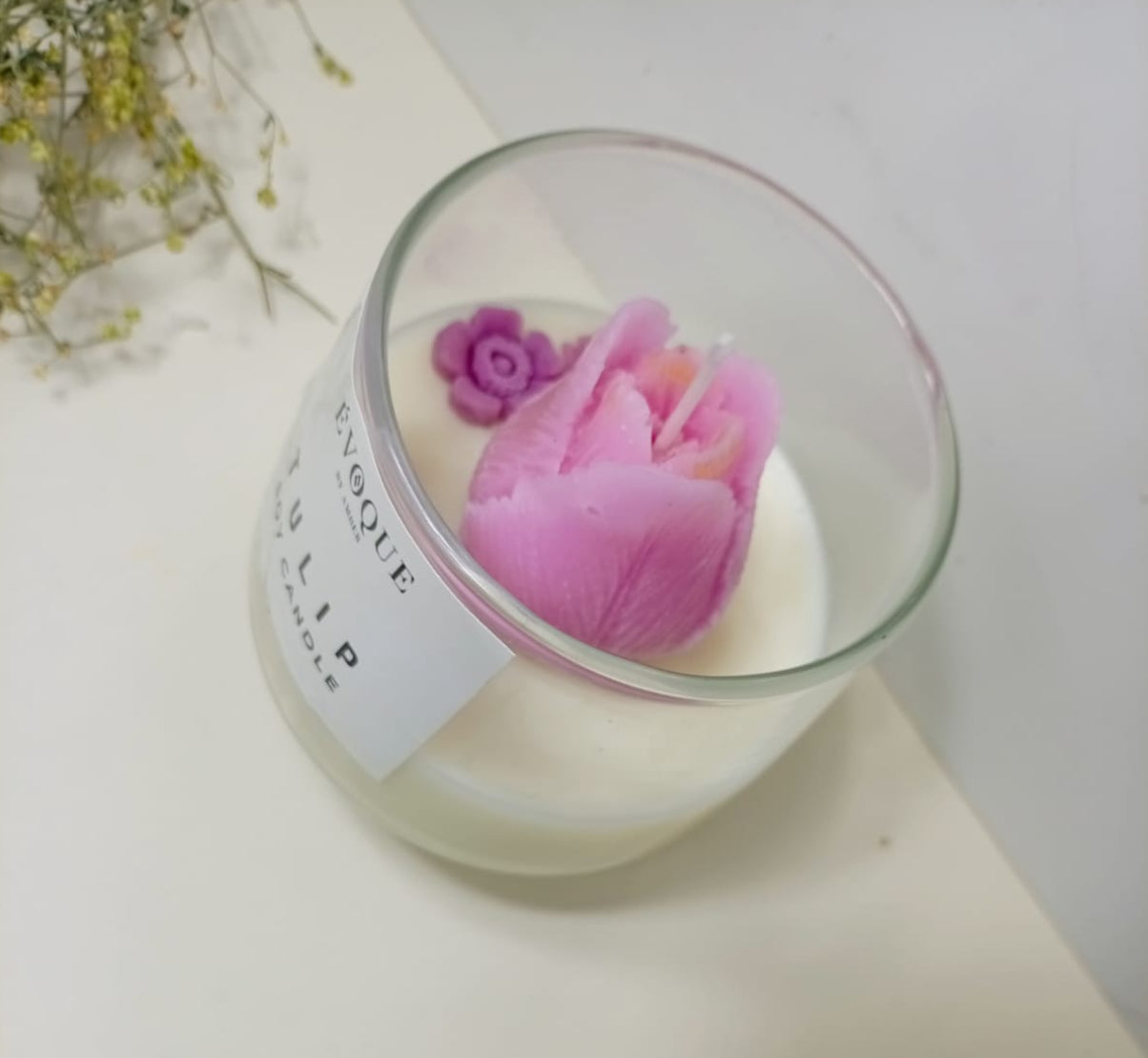 Tulip candle